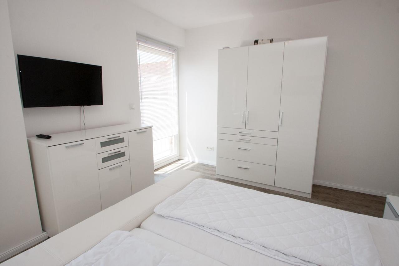 50230... Apartment Каролинензил Екстериор снимка